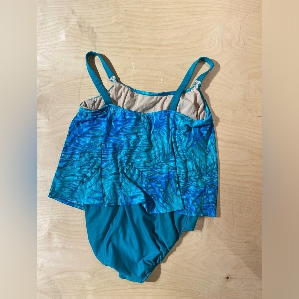 Beach Cabana Woman One Piece Swimsuit 2X (HV) - Picture 8 of 10